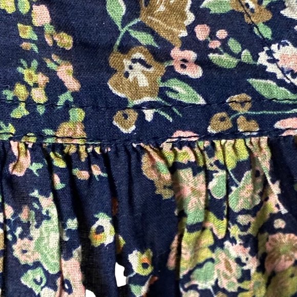 H and M Button Front Top Black with Floral Print Sz 12 Three Quarter Sleeve - Picture 5 of 8